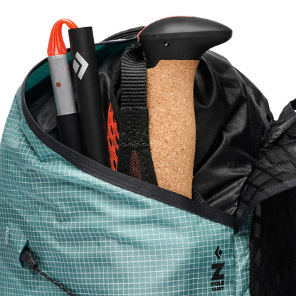 Distance 15 Backpack Womens