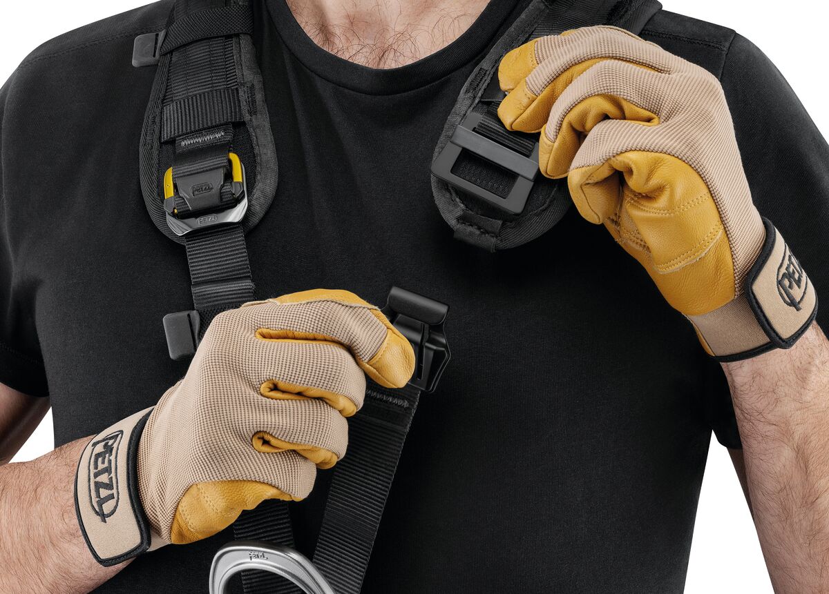 Astro® European Harness