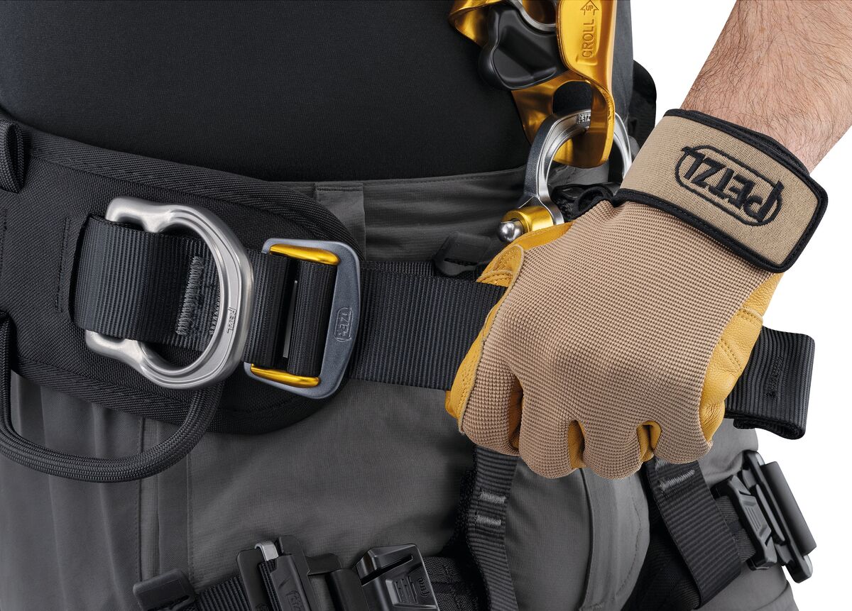 Astro® European Harness
