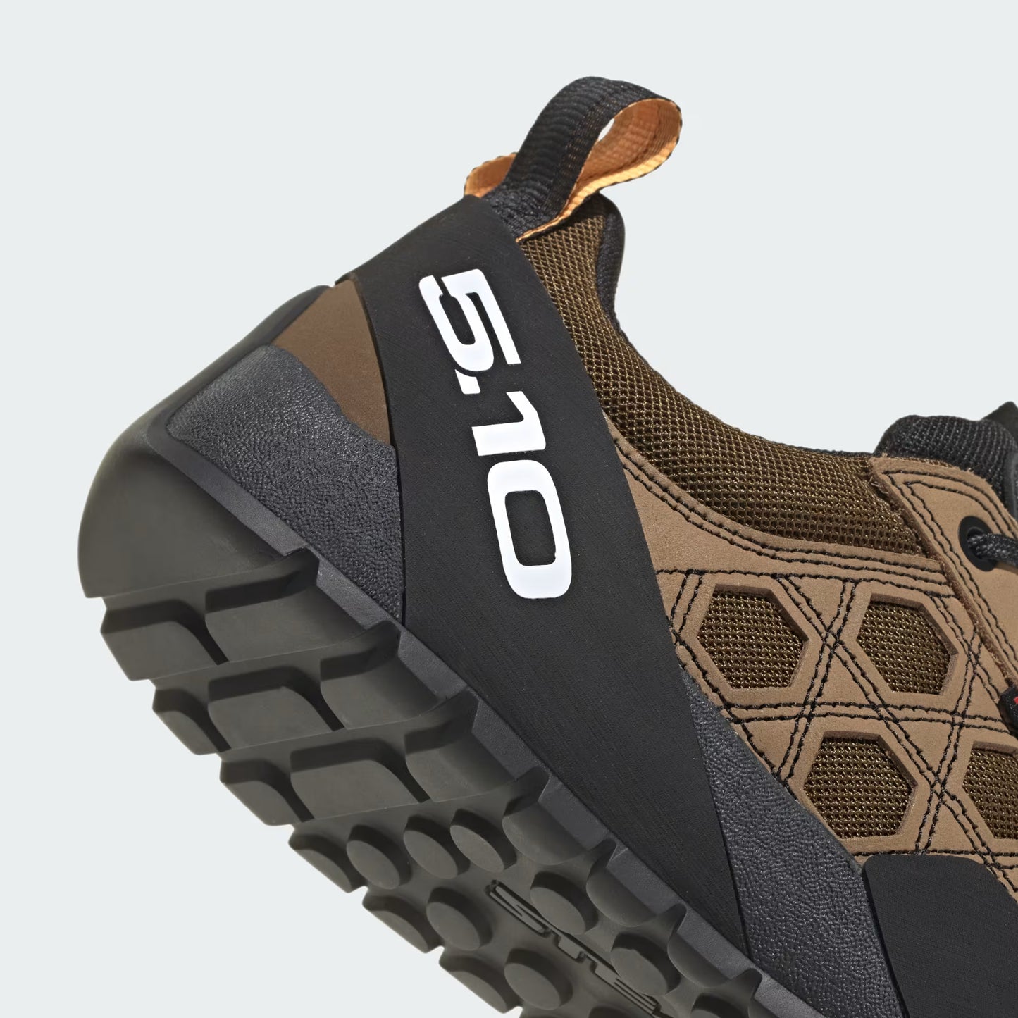 Guide Tennie Shoes