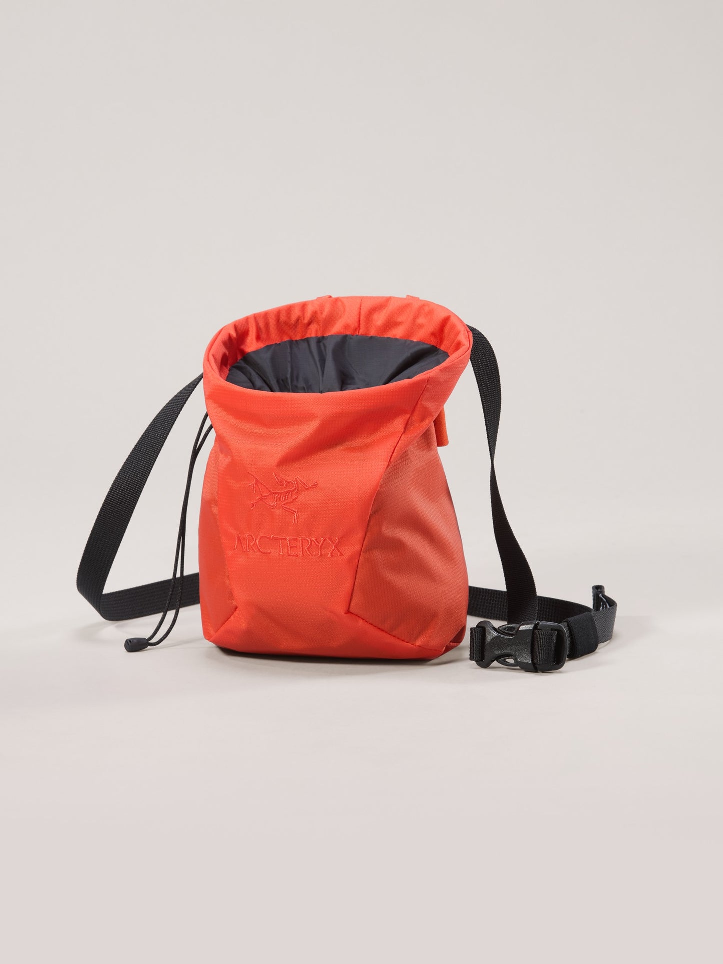 Ion Lightweight Chalk Bag