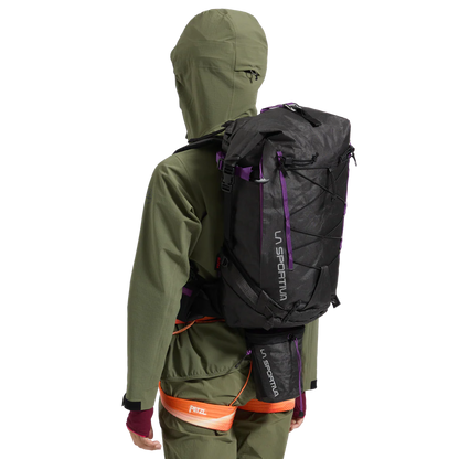 Challenger Backpack 28